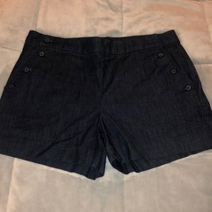 •Banana Republic Shorts•